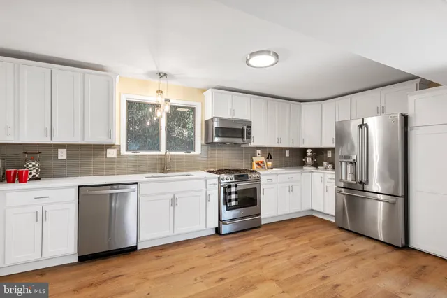 $475,000 | 1294 Circle Drive, Arnold, MD 21012