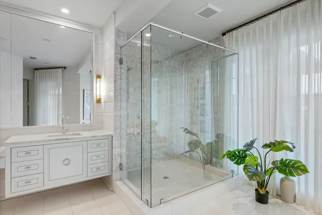 $8,395,000 | 16 South Barrett Square, Unit 5, Rosemary Beach, FL 32461