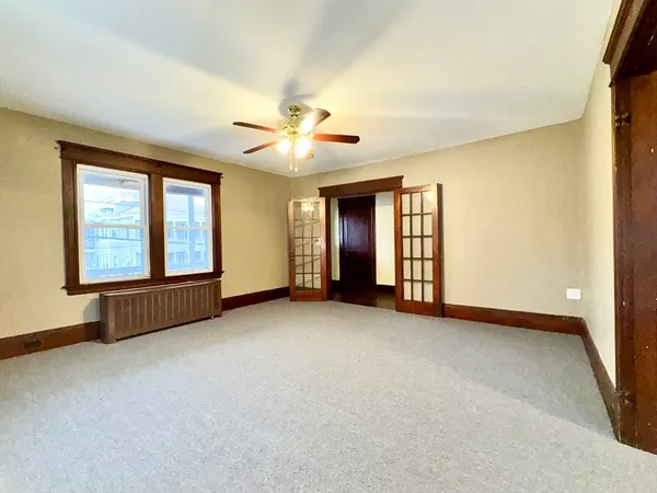 $2,400 | 328 Stevens Street, Unit 2, Lowell, MA 01851