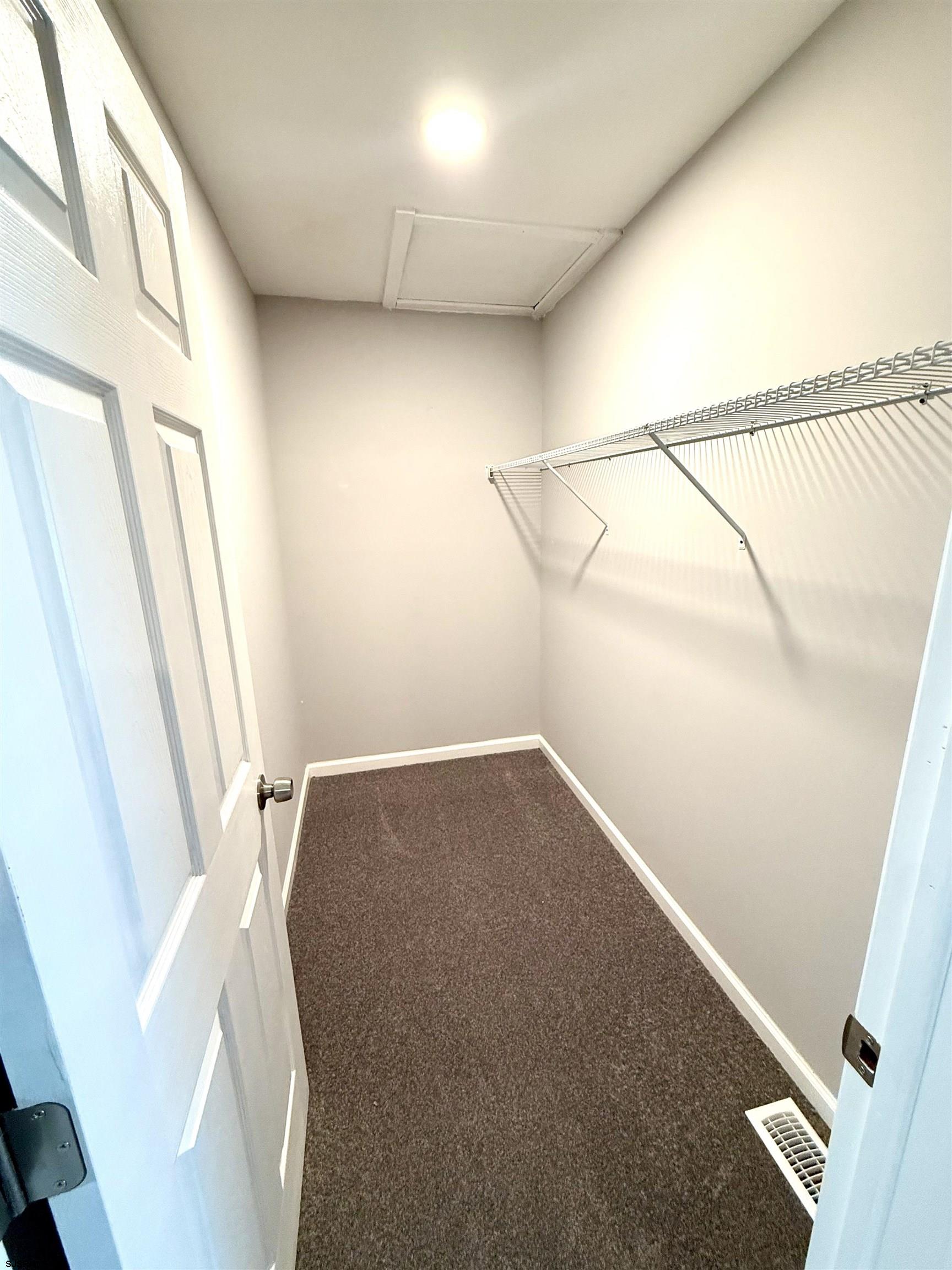 607 Sea Ranch Avenue Mays Landing, NJ 08330 - Photo 9 of 23 a view of an empty room