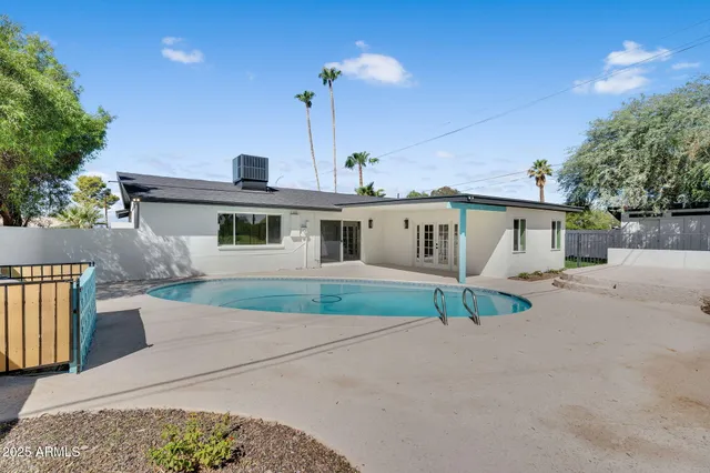 $674,995 | 1559 North Upland Circle, Mesa, AZ 85201