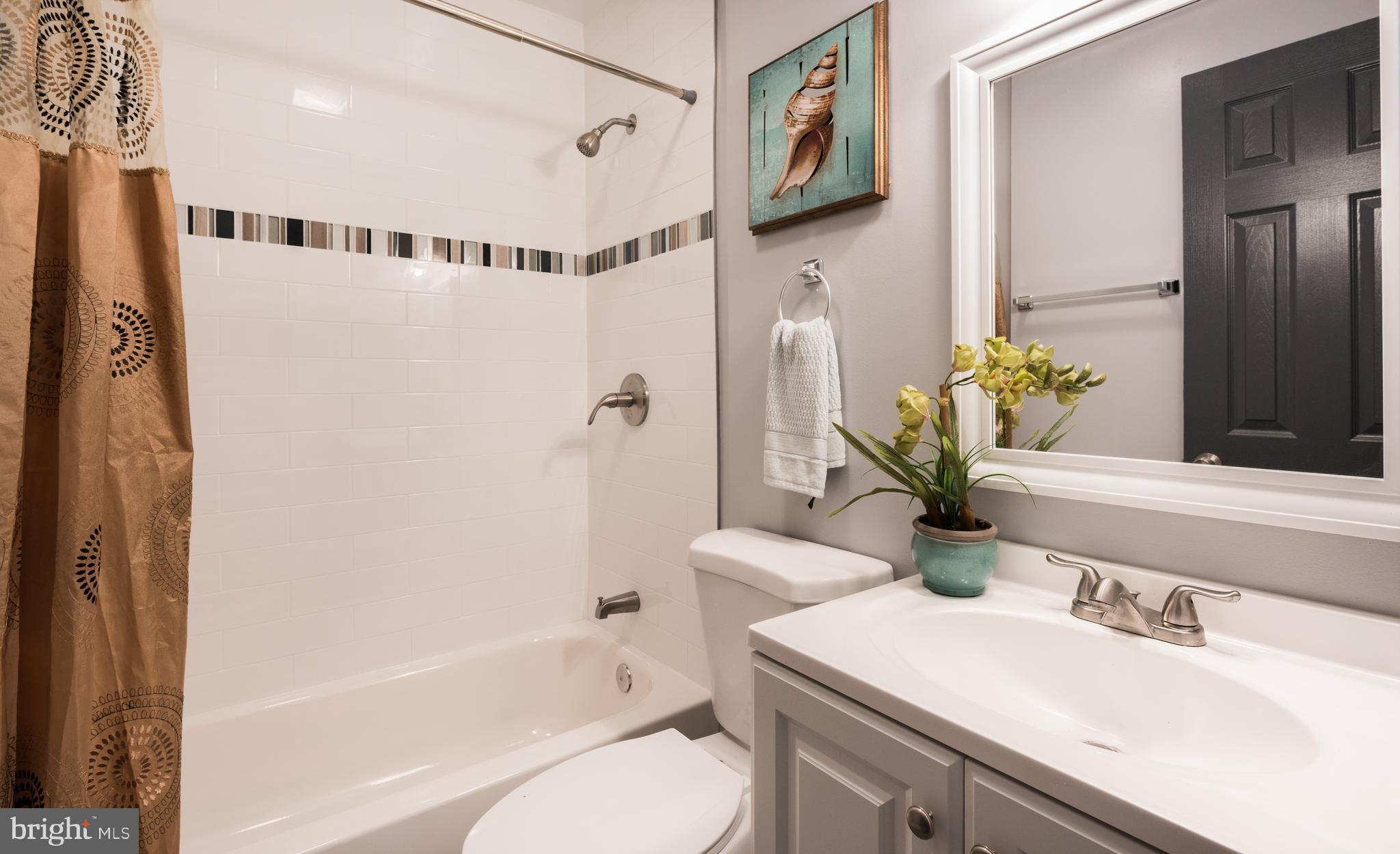 9266 Taney Road Manassas, VA 20110 - Photo 19 of 19 Bath