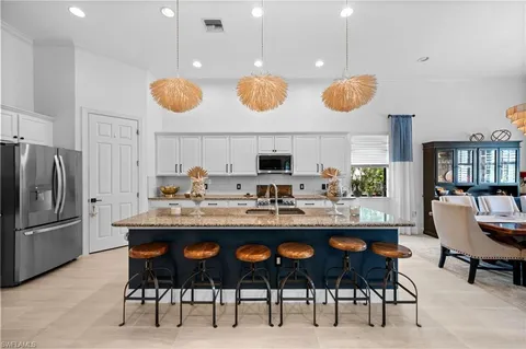$1,128,000 | 16213 Camden Lakes Circle, Naples, FL 34110