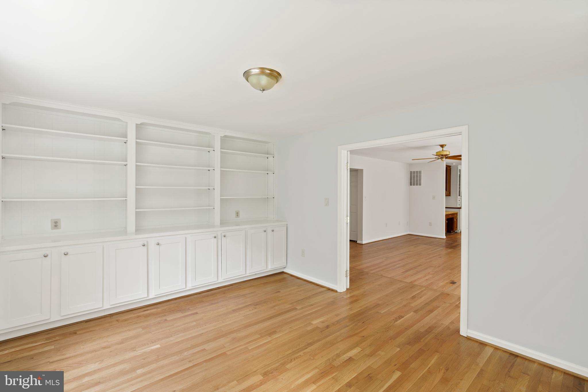 713 Clear Spring Road Great Falls, VA 22066 - Photo 20 of 41 Study/office just off of the family room.