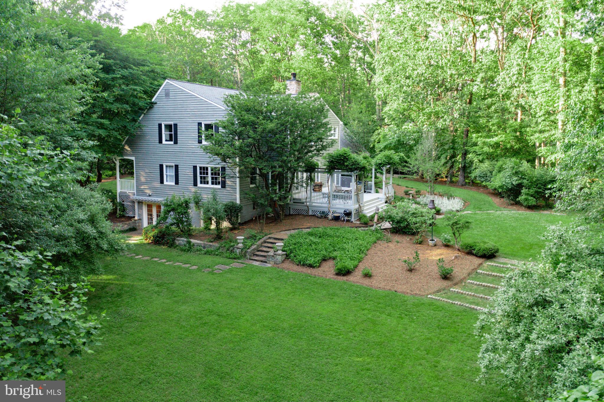 713 Clear Spring Road Great Falls, VA 22066 - Photo 4 of 41 Spaces to play, garden, entertain, you name it.