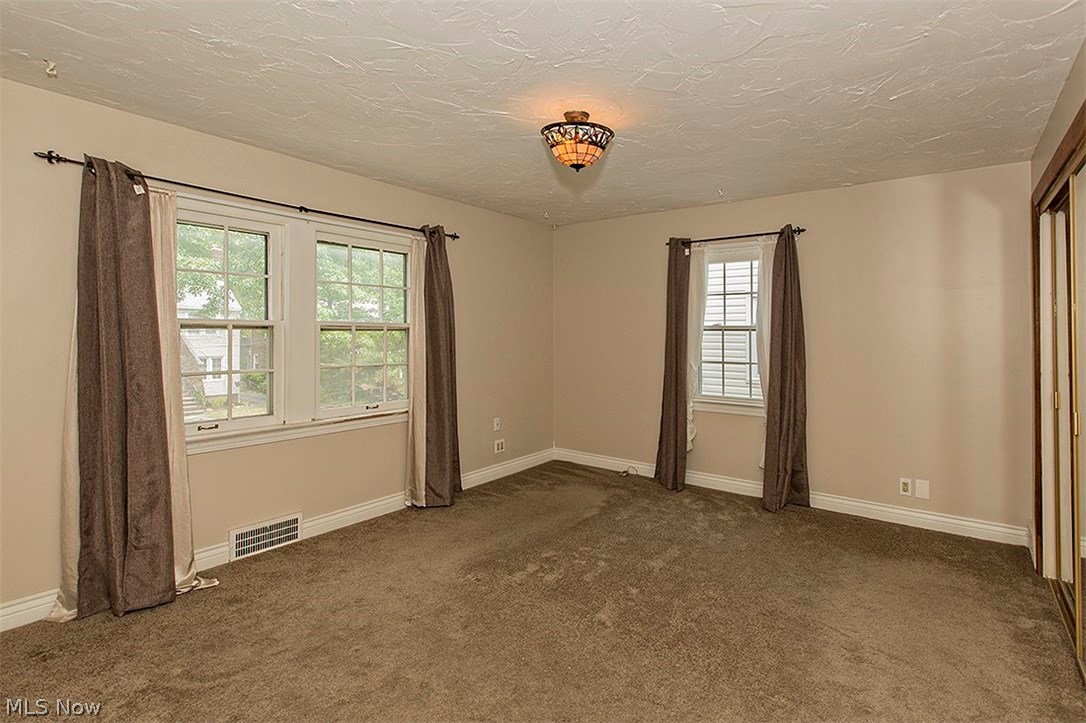 3602 Northcliffe Road University Heights, OH 44118 - Photo 20 of 28