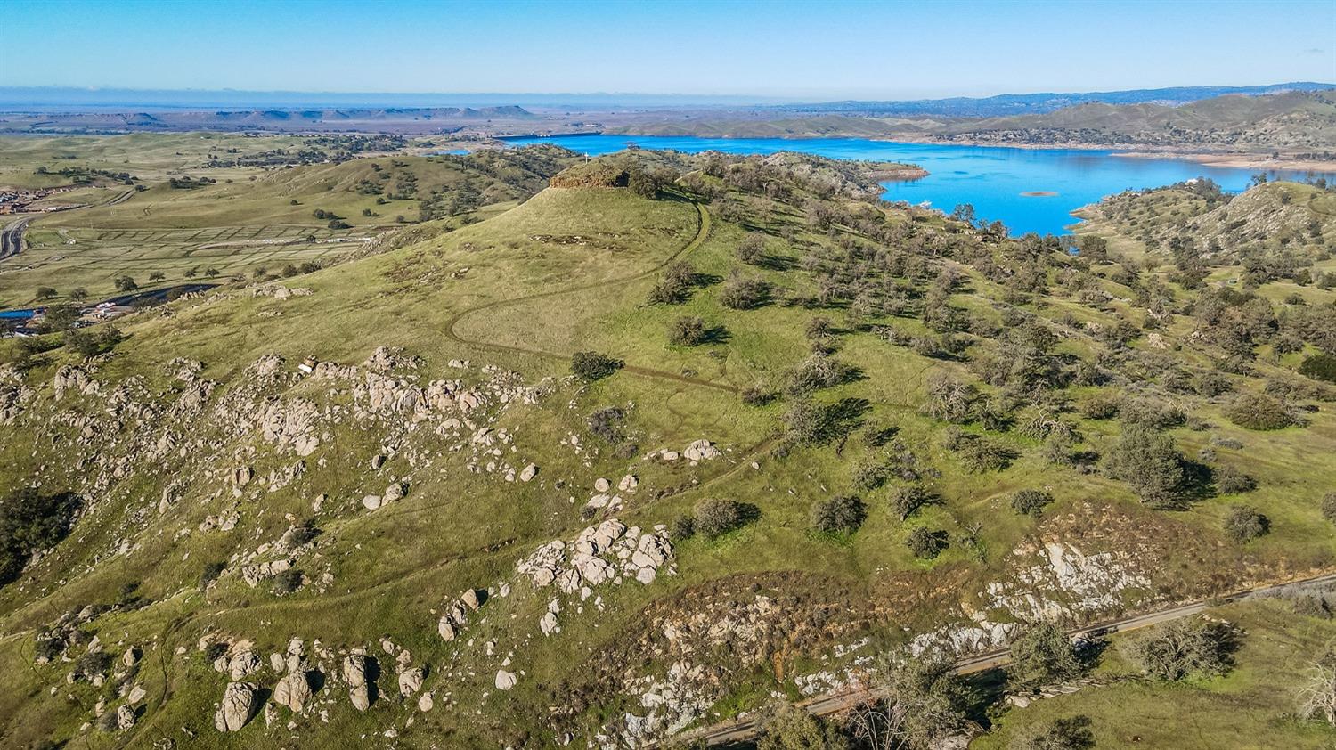 1 Sky Harbour Road Friant, CA 93626 - Photo 7 of 15 Gallery Image 7