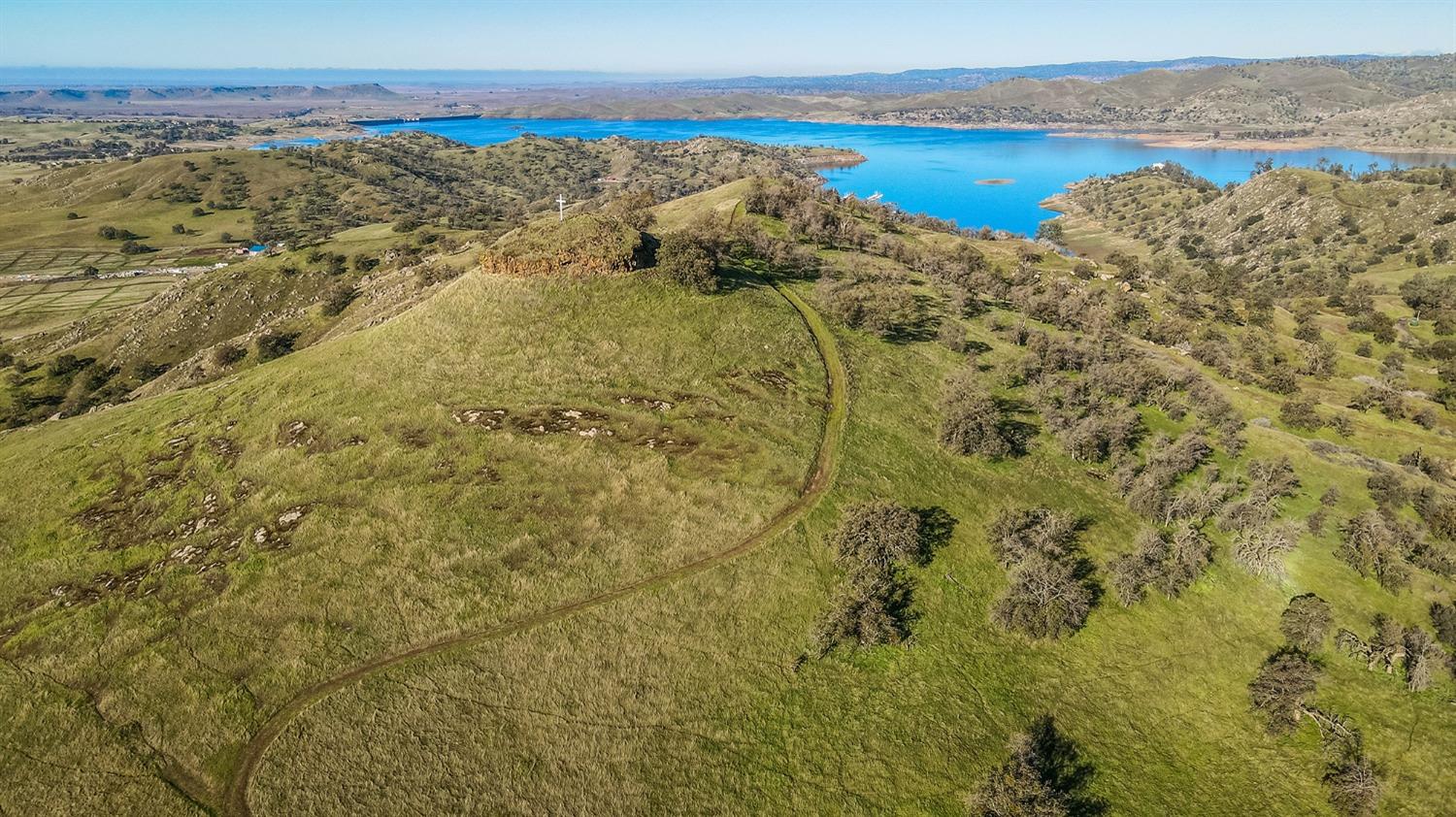 1 Sky Harbour Road Friant, CA 93626 - Photo 9 of 15 Gallery Image 9