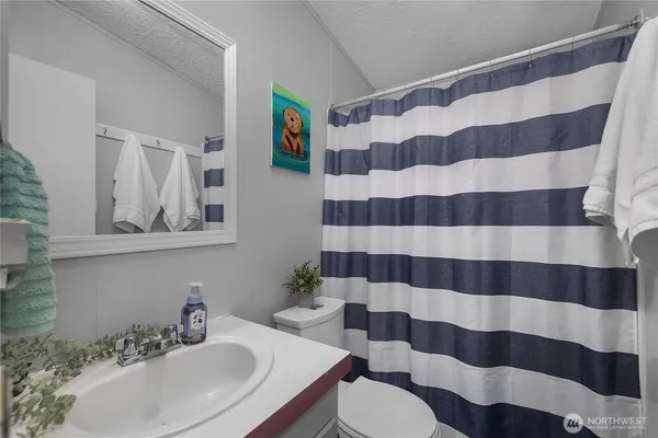 $274,999 | 300 Mt Jupiter Drive, Hoodsport, WA 98548