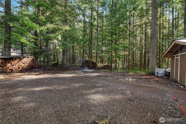 $274,999 | 300 Mt Jupiter Drive, Hoodsport, WA 98548