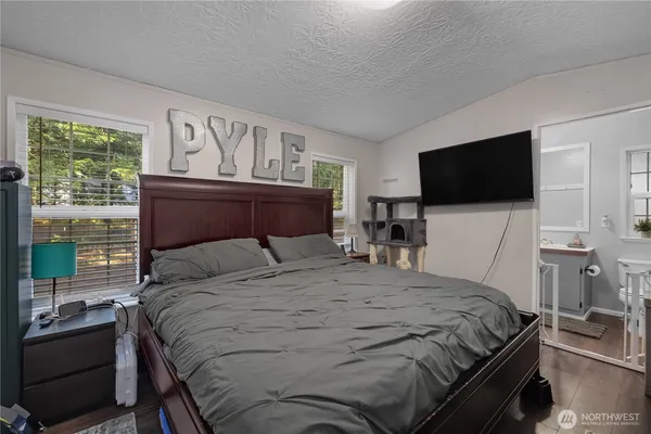 $274,999 | 300 Mt Jupiter Drive, Hoodsport, WA 98548