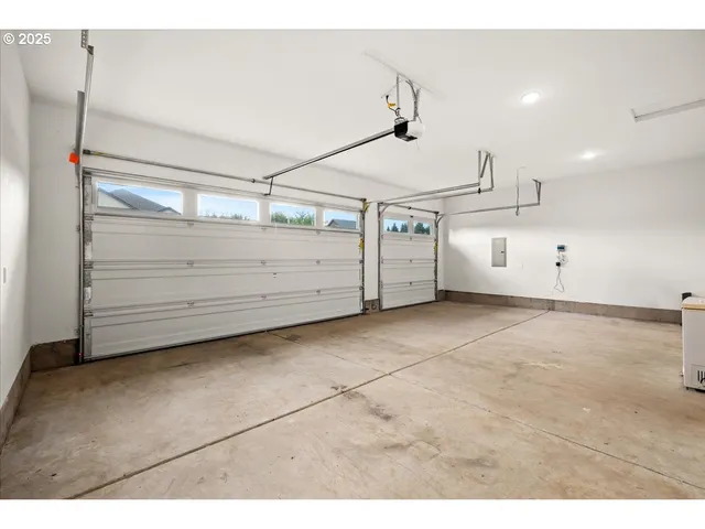 $519,000 | 730 East Camellia Street, Yamhill, OR 97148