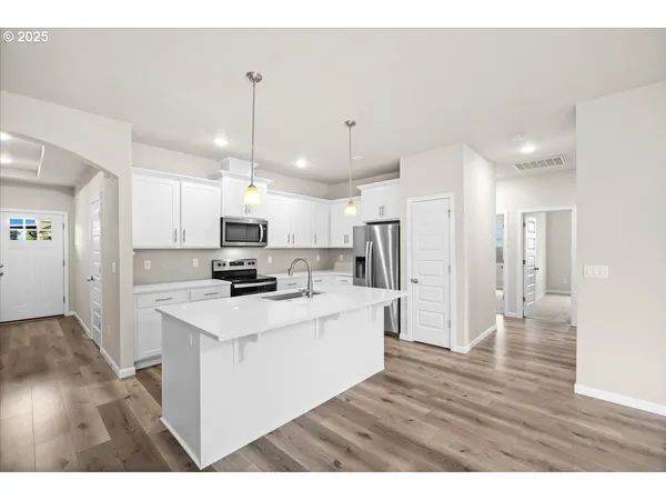 $509,000 | 730 East Camellia Street, Yamhill, OR 97148