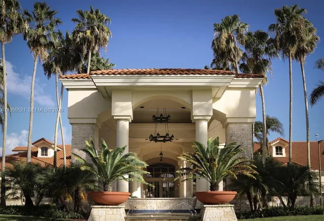 $369,000 | 4780 Northwest 102nd Avenue, Unit 10311, Doral, FL 33178