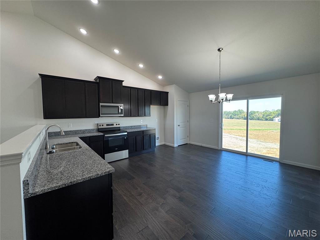 4 Alpine Drive Troy, MO 63379 - Photo 14 of 28