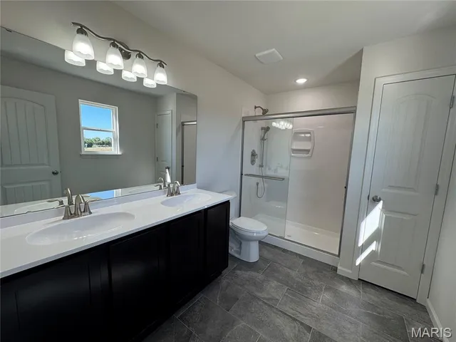 $460,000 | 4 Alpine Drive, Troy, MO 63379