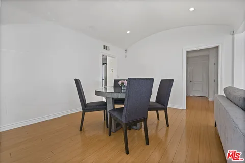 $10,995 | 232 South Crescent Drive, Beverly Hills, CA 90212