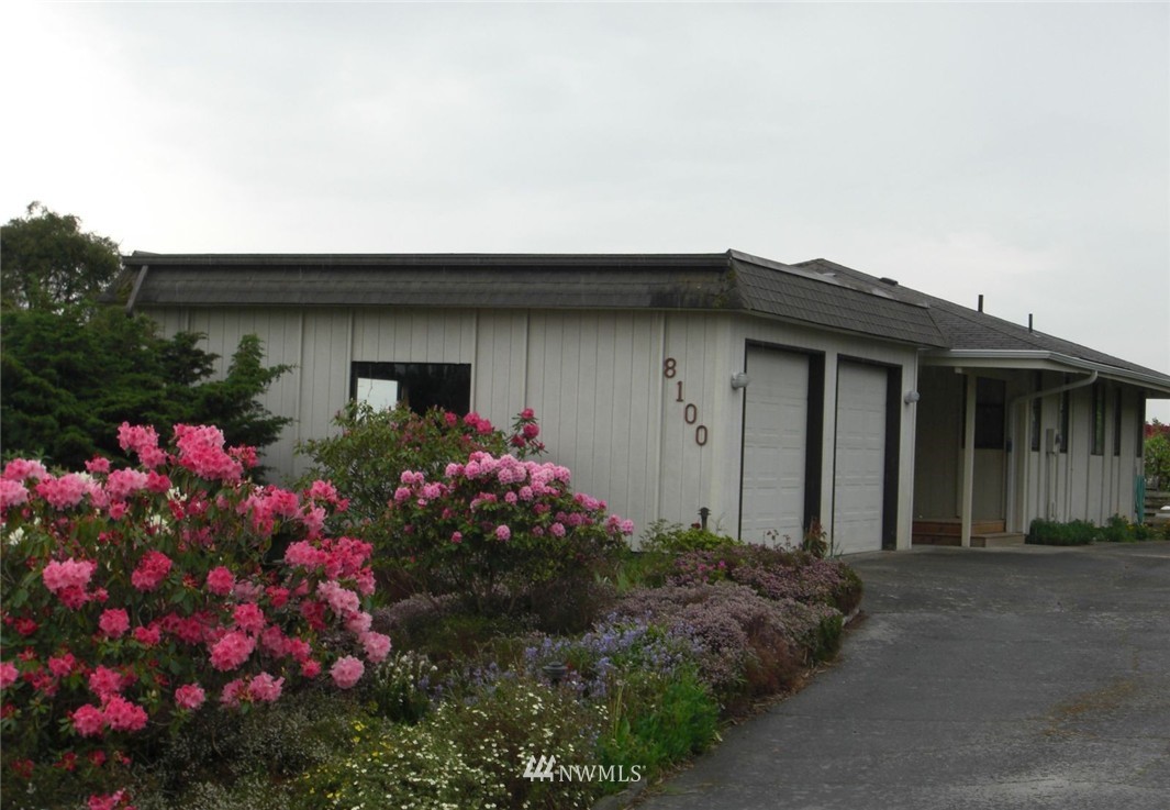 8100 Kispiox Road Blaine, WA 98230 - Photo 1 of 25 Gallery Image 1
