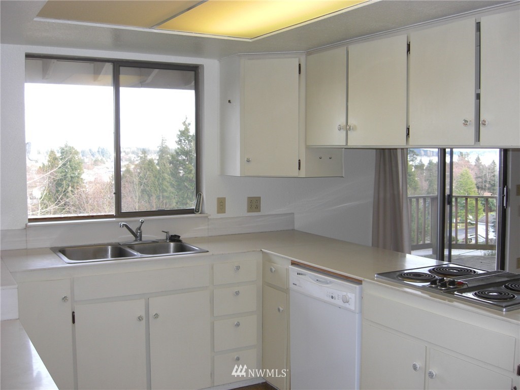 8100 Kispiox Road Blaine, WA 98230 - Photo 4 of 25 Gallery Image 4