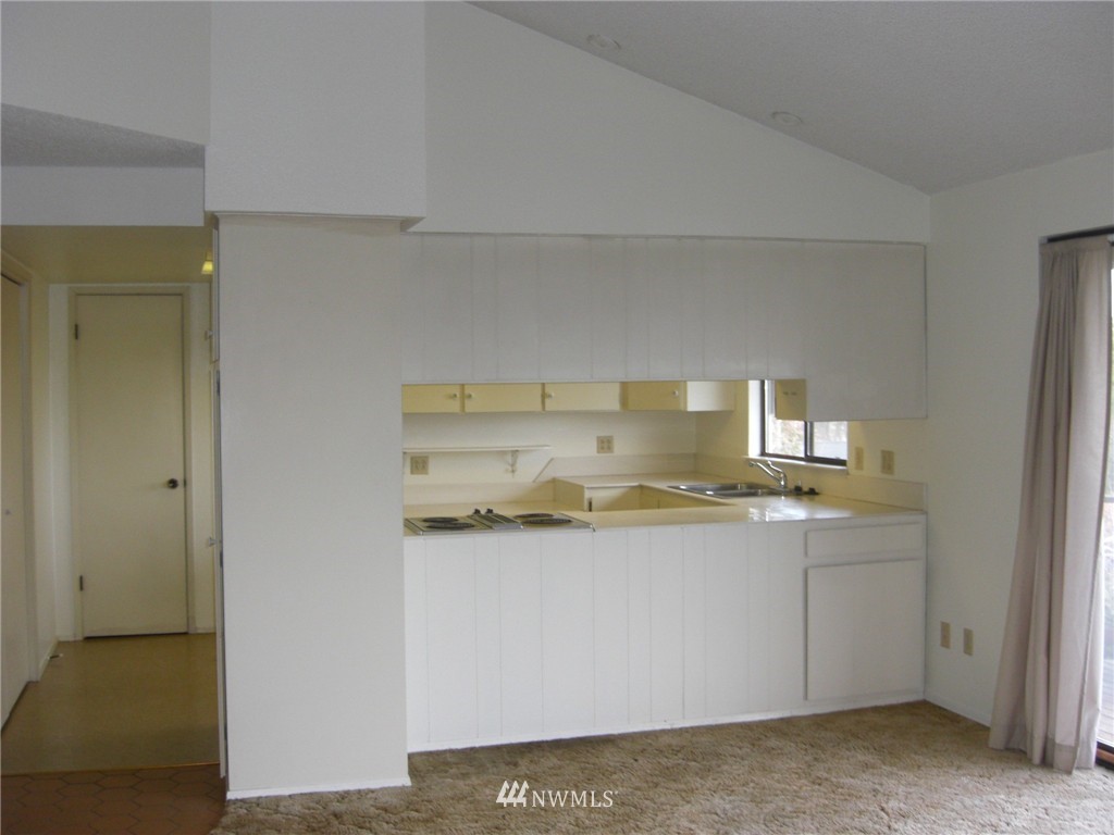 8100 Kispiox Road Blaine, WA 98230 - Photo 6 of 25 Gallery Image 6