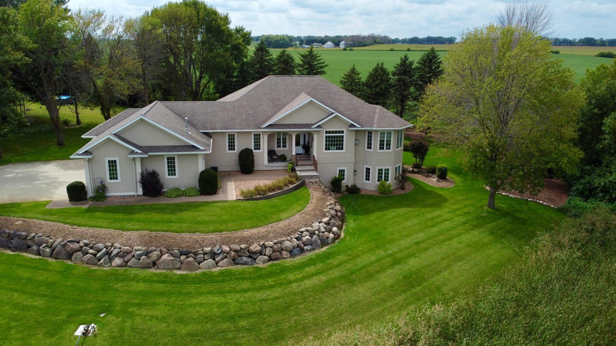 1250 South Crailsheim Road Worthington, MN 56187 - Photo 5 of 53