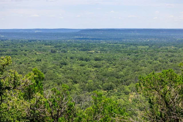 $1,822,222 | 1825 Onion Creek Road, Doss, TX 78618