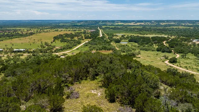 $1,822,222 | 1825 Onion Creek Road, Doss, TX 78618