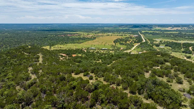 $1,822,222 | 1825 Onion Creek Road, Doss, TX 78618