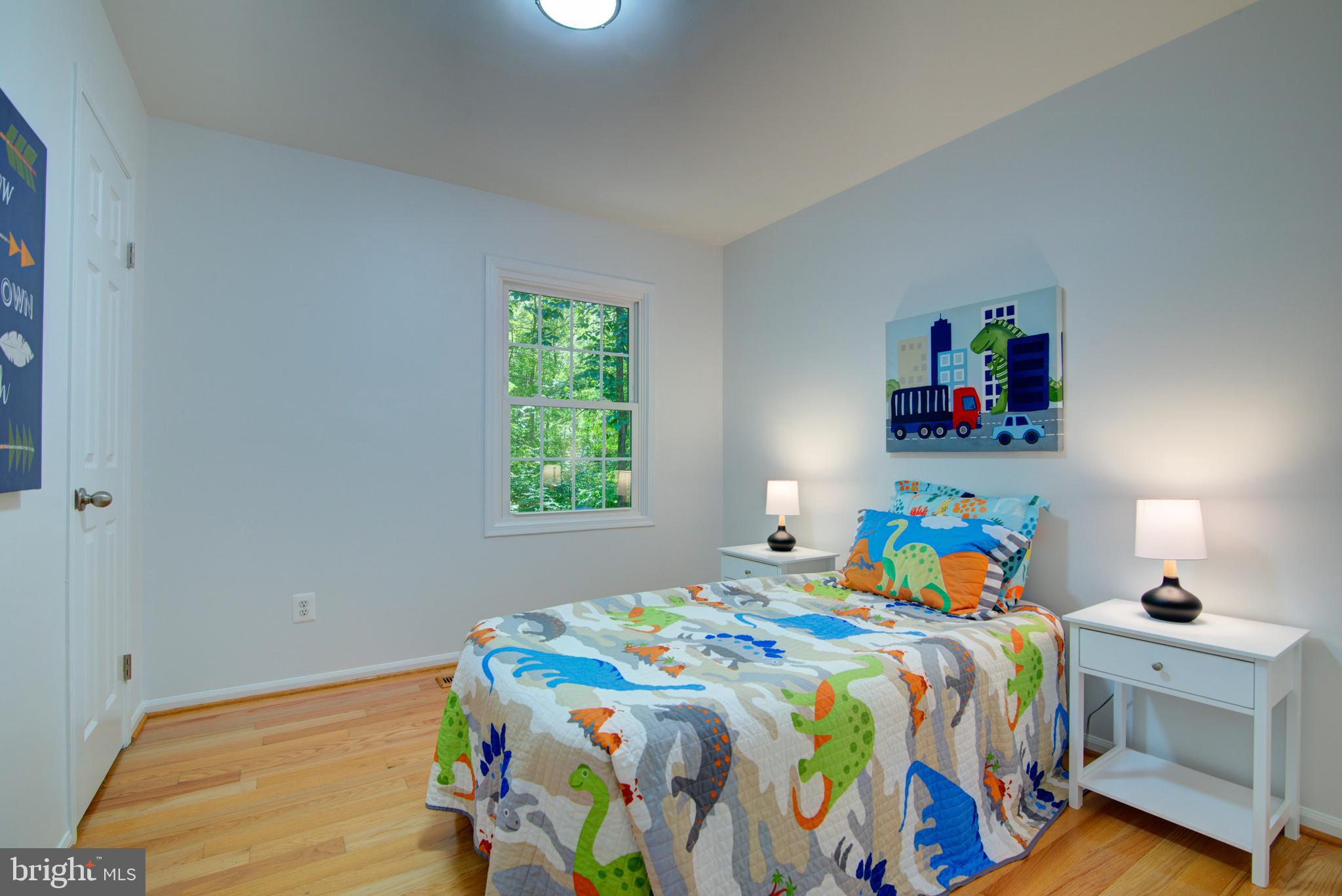 12029 Lake Newport Road Reston, VA 20194 - Photo 17 of 30 Upper Level Bedroom #3 with Hardwood Floors.