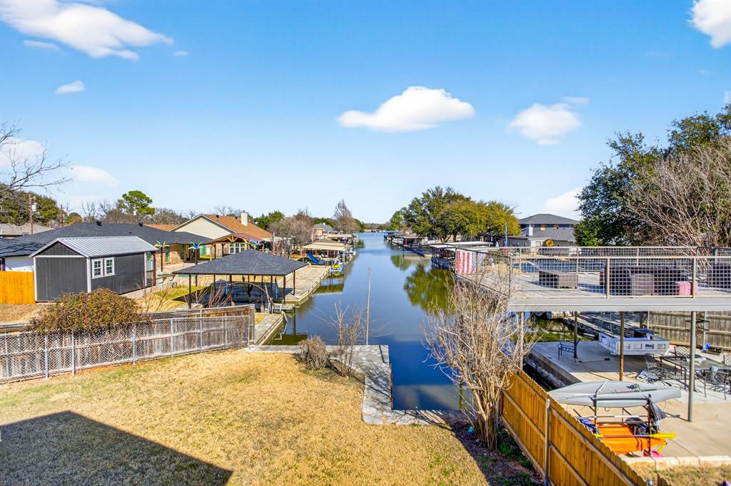 4309 Davis Road Granbury, TX 76049 - Photo 32 of 40 Boat inlet cut into the yard, perfect for kayaks or a personal watercraft