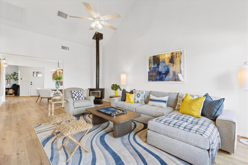 4309 Davis Road Granbury, TX 76049 - Photo 8 of 24