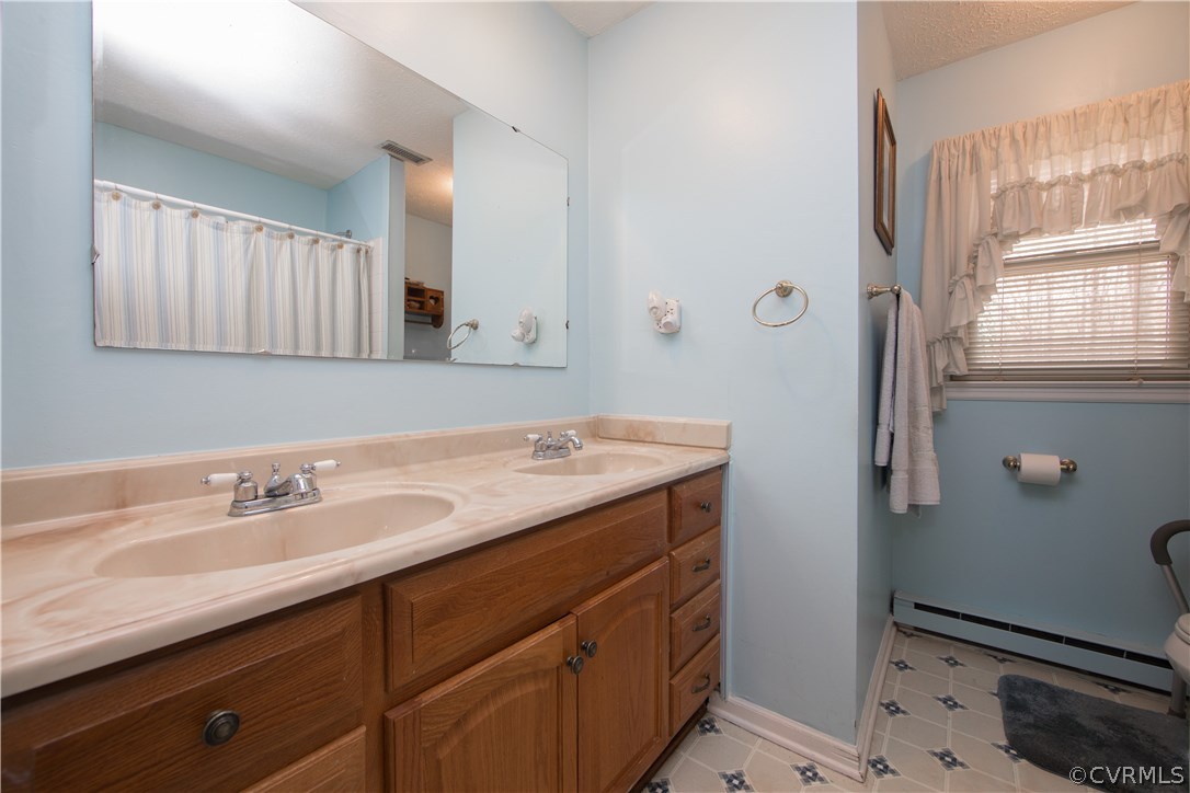 4220 Three Bridge Road Powhatan, VA 23139 - Photo 21 of 31 Gallery Image 21