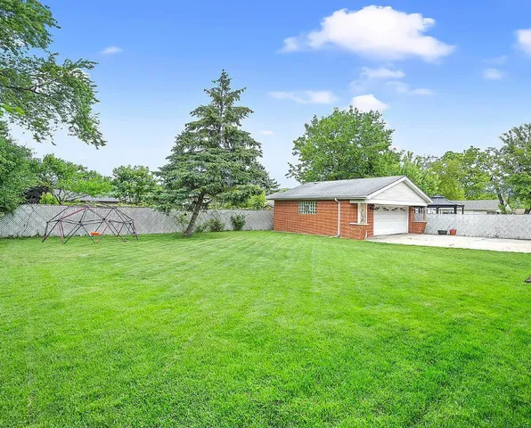 $439,000 | 15W644 Patricia Lane, Elmhurst, IL 60126