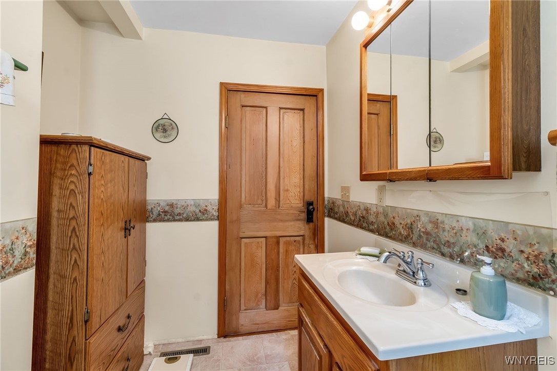 6257 Mann Road Royalton, NY 14001 - Photo 27 of 41