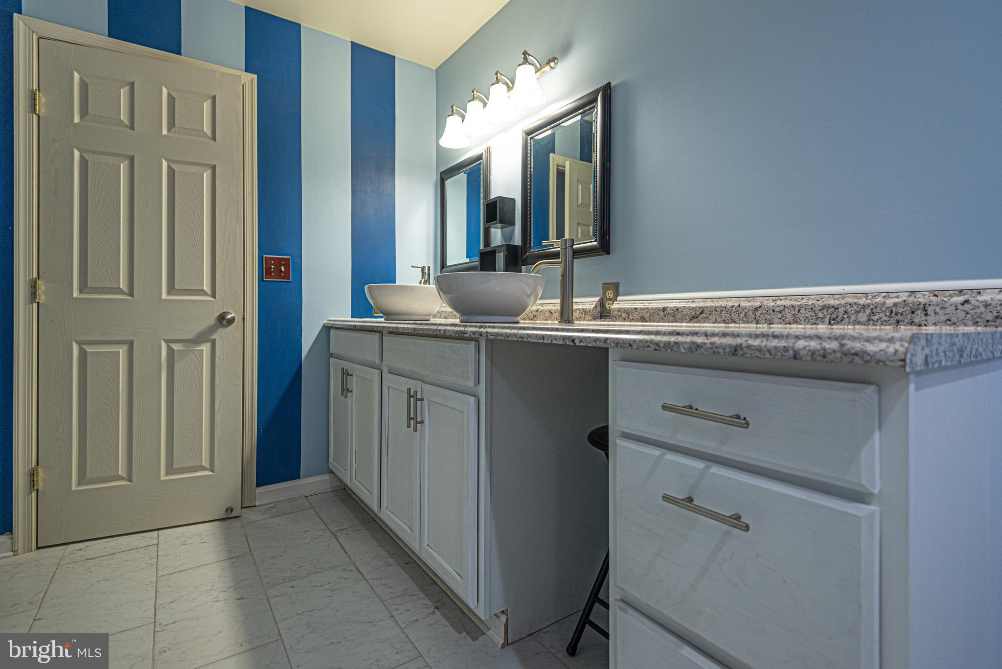 11256 Stewart Neck Road Princess Anne, MD 21853 - Photo 25 of 30 Primary Bedroom Bathroom