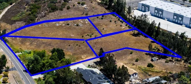 a view of a tennis court