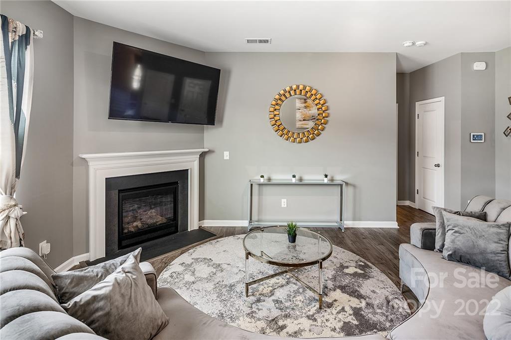 7101 Branch Fork Road Charlotte, NC 28215 - Photo 17 of 47 Gallery Image 17