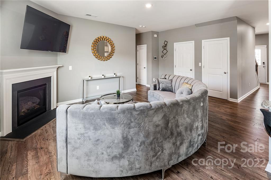 7101 Branch Fork Road Charlotte, NC 28215 - Photo 18 of 47 Gallery Image 18