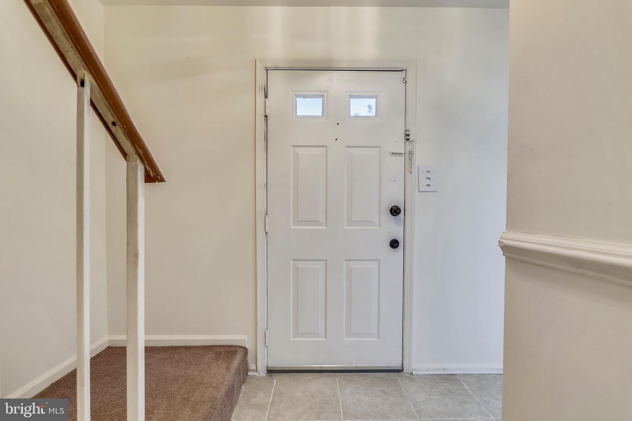 9105 McHenry Lane Lanham, MD 20706 - Photo 2 of 30