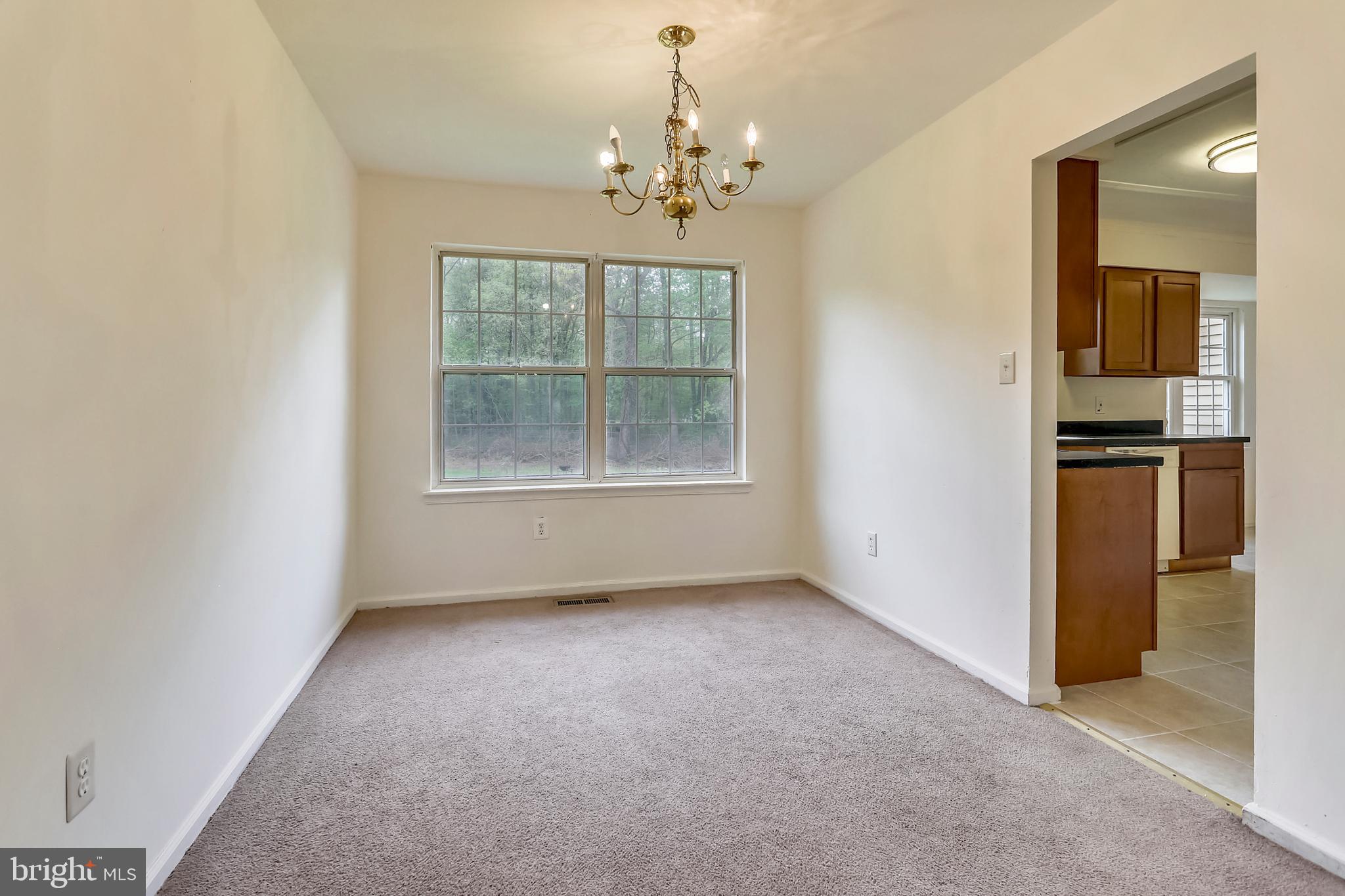 9105 McHenry Lane Lanham, MD 20706 - Photo 8 of 30