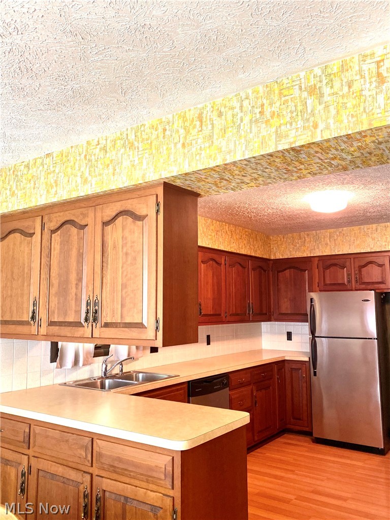 276 West River Road Valley City, OH 44280 - Photo 2 of 35