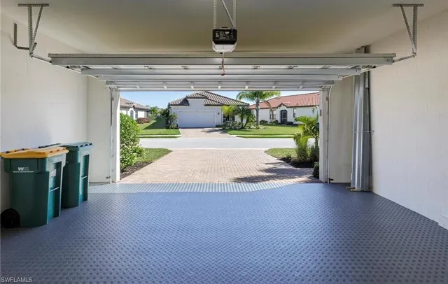a view of a garage