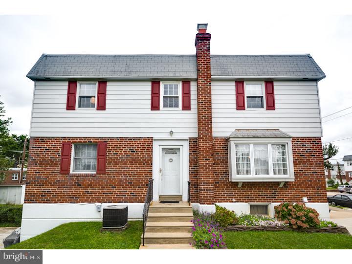1137 Morefield Road Philadelphia, PA 19115 - Photo 3 of 20 Exterior Side