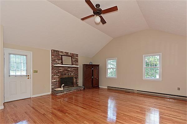 126 Blanchard Road Belmont, MA 02478 - Photo 4 of 13 Gallery Image 4