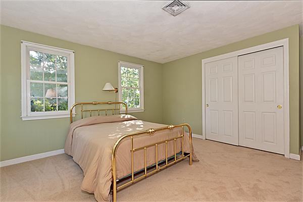 126 Blanchard Road Belmont, MA 02478 - Photo 9 of 13 Gallery Image 9