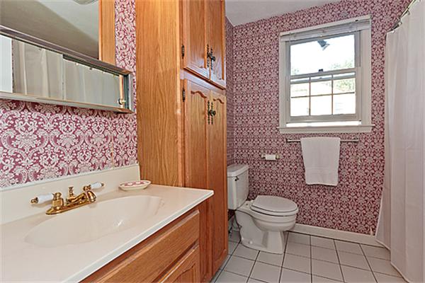 126 Blanchard Road Belmont, MA 02478 - Photo 10 of 13 Gallery Image 10