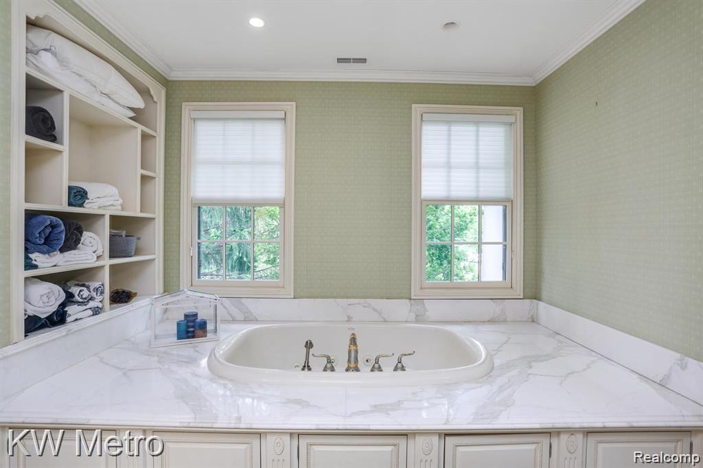 4640 Wind Ridge Court Rochester, MI 48306 - Photo 28 of 59