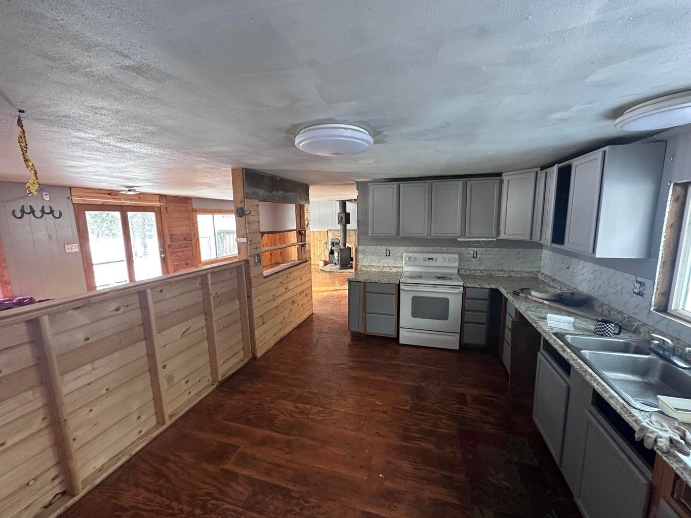 4053 D Gardenspot Road Loon Lake, WA 99148 - Photo 5 of 12