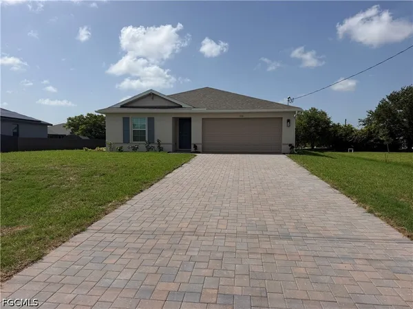 $2,300 | 1106 Northeast 39th Terrace, Cape Coral, FL 33909