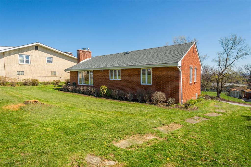 103 Lincoln Road Clairton, PA 15025 - Photo 32 of 36
